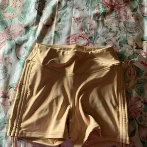 Full Send Women’s Tan Shorts Size Small